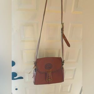 Dooney & bourke vintage leather pebble leather